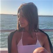 Profesora de apoyo escolar para niños de primaria y secundaria